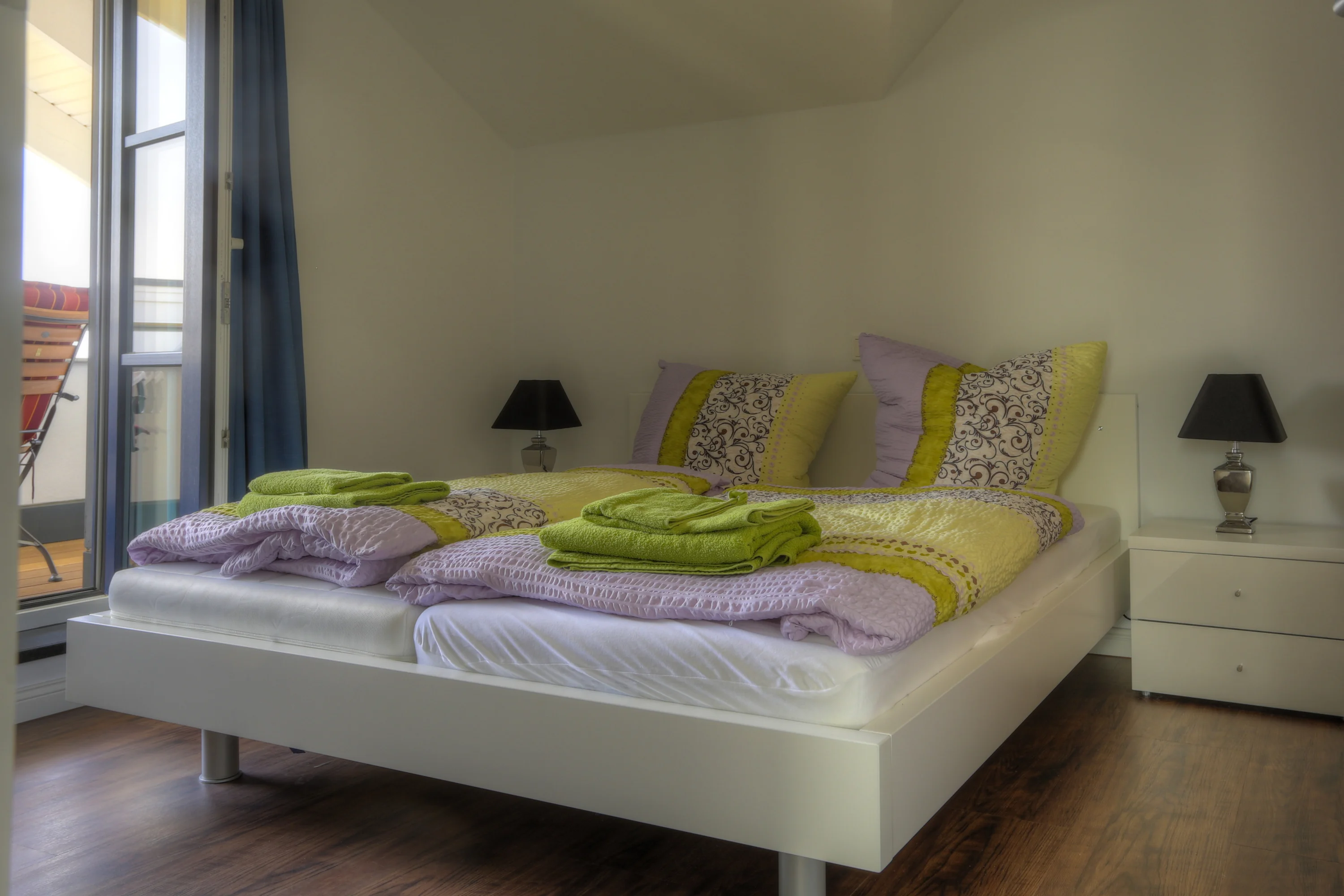 Schlafzimmer - Ferienwohnung 9 - Villa Namenlos