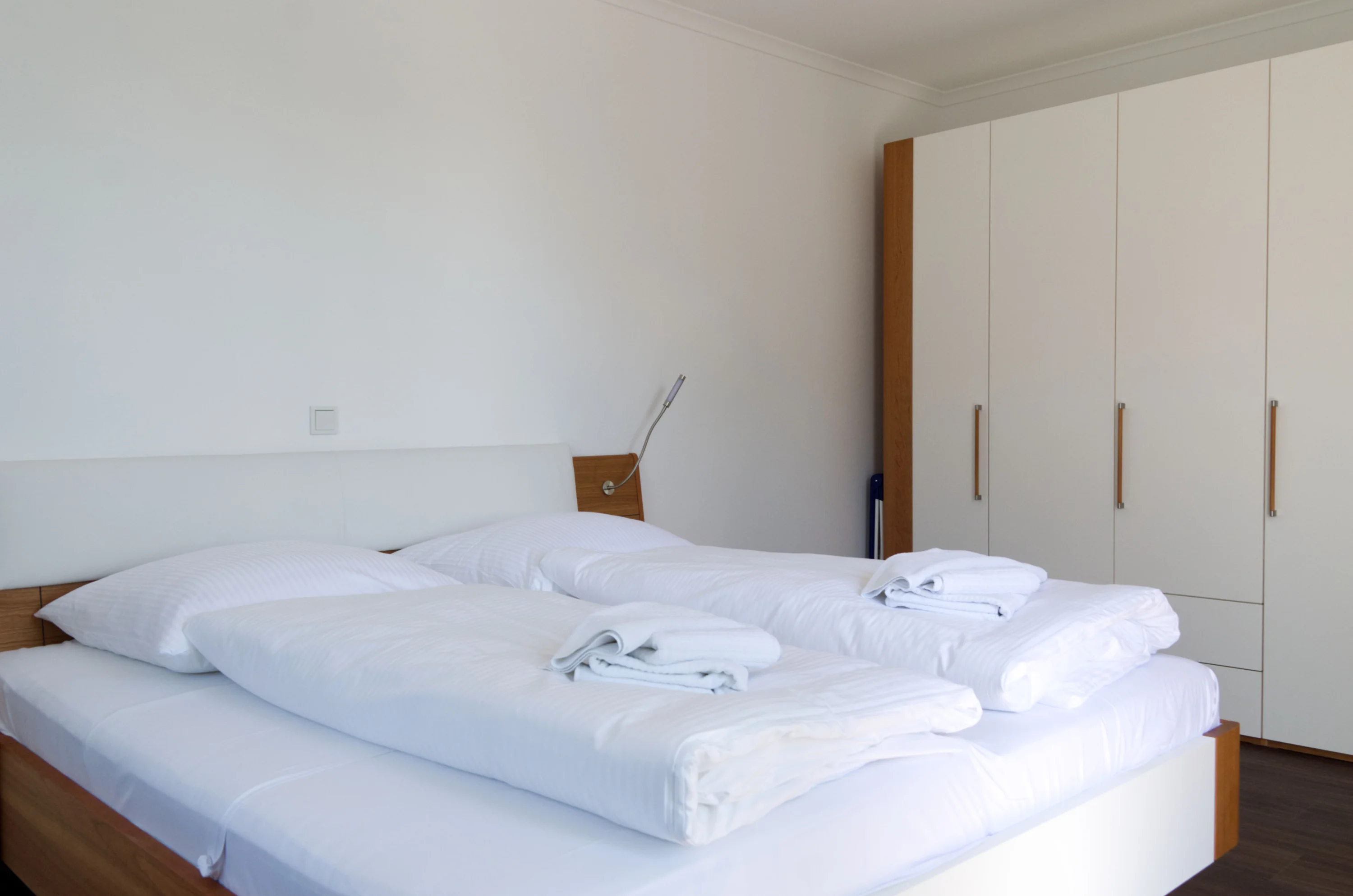Schlafzimmer - Ferienwohnung 1 - Villa Insel