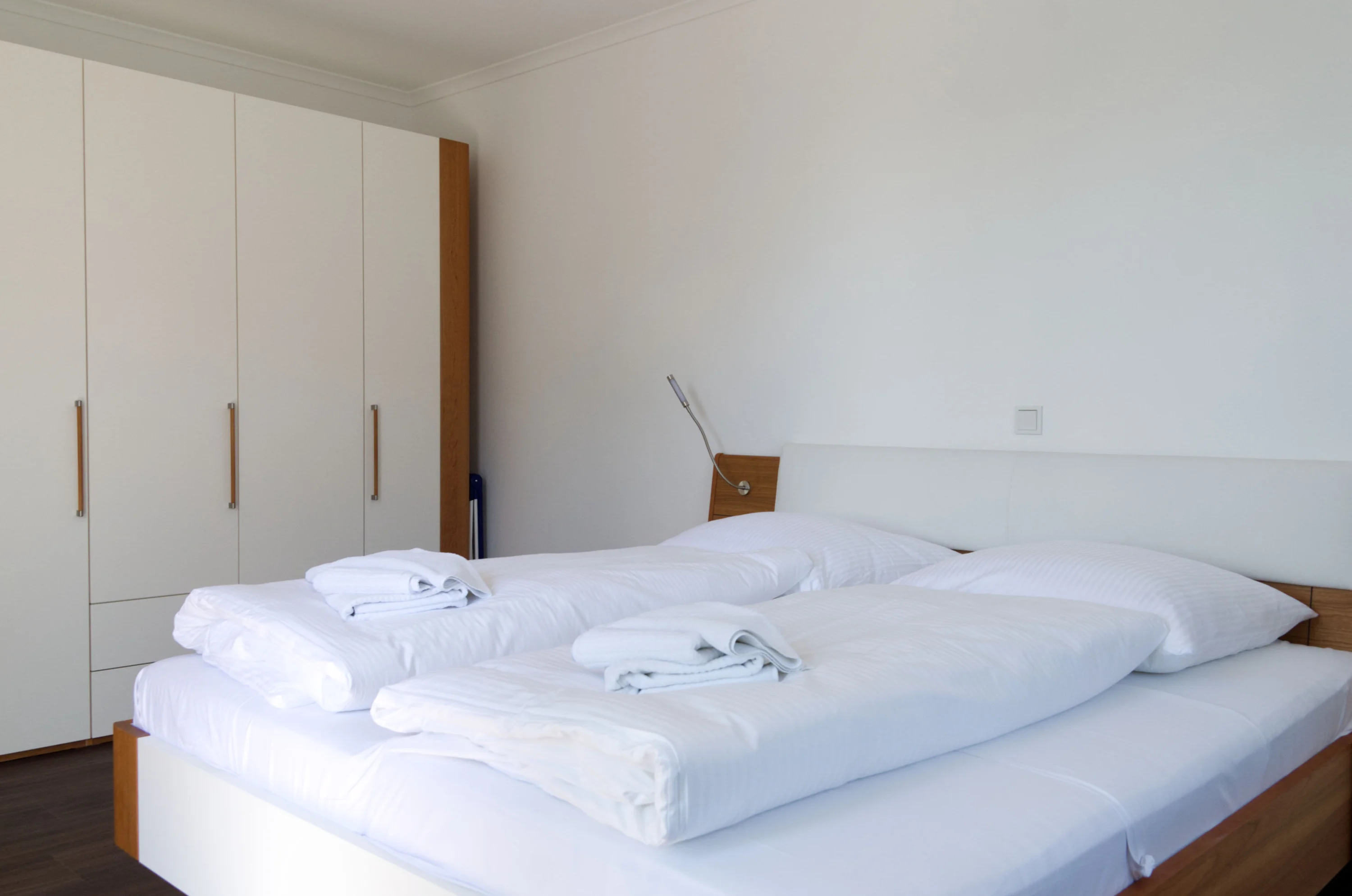 Schlafzimmer - Ferienwohnung 2 - Villa Insel